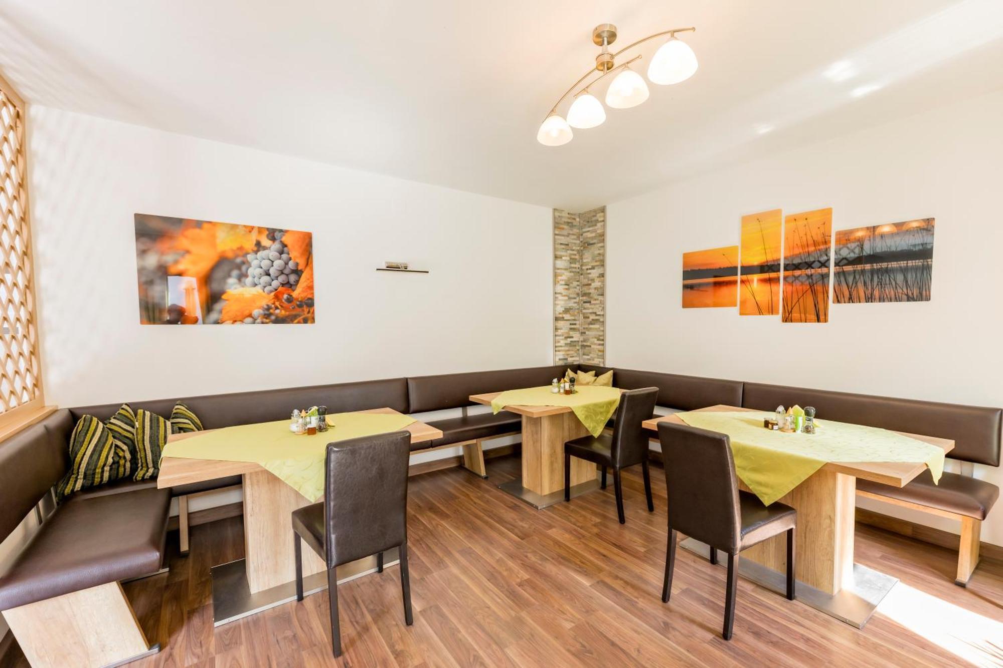 Weingut Apartment Hildegard Gangl Illmitz Exterior foto