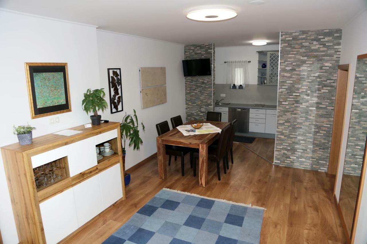 Weingut Apartment Hildegard Gangl Illmitz Exterior foto