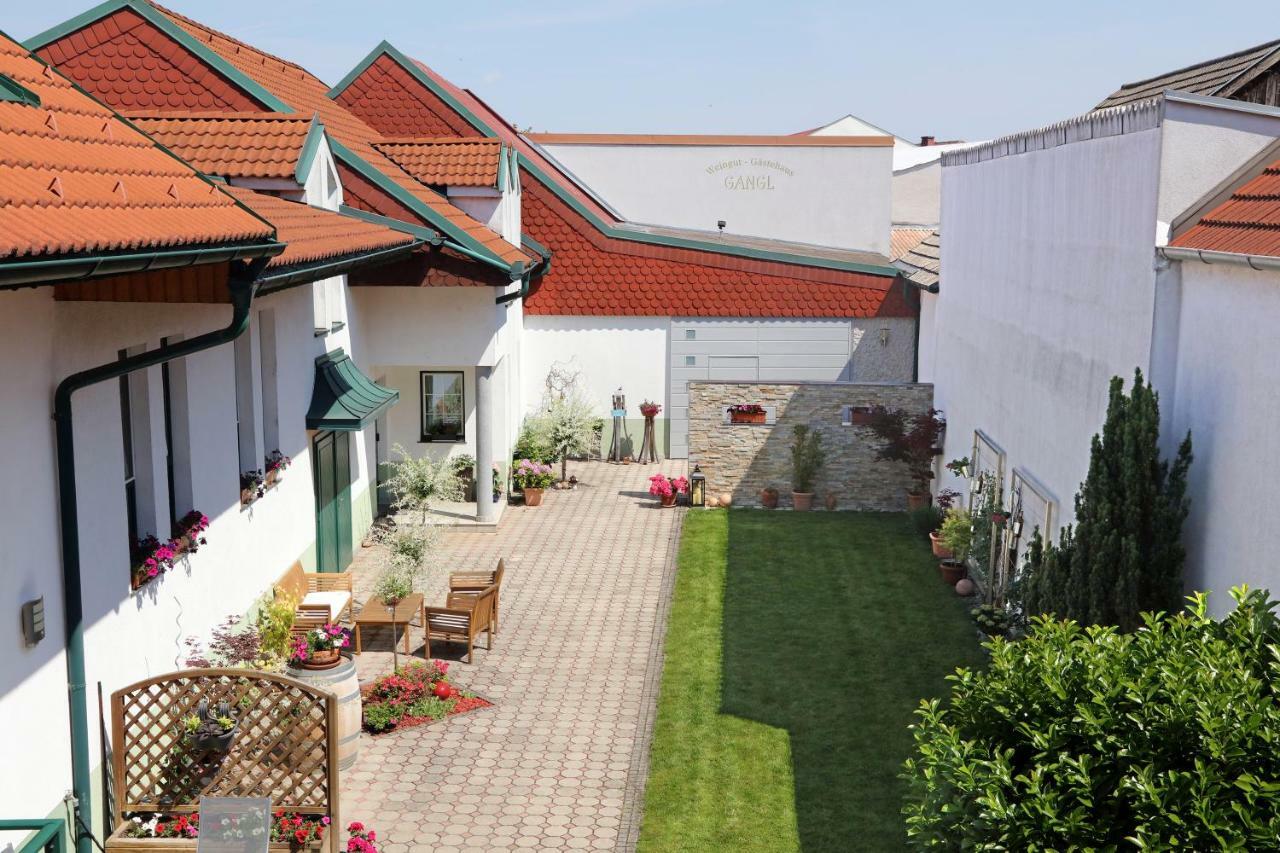Weingut Apartment Hildegard Gangl Illmitz Exterior foto